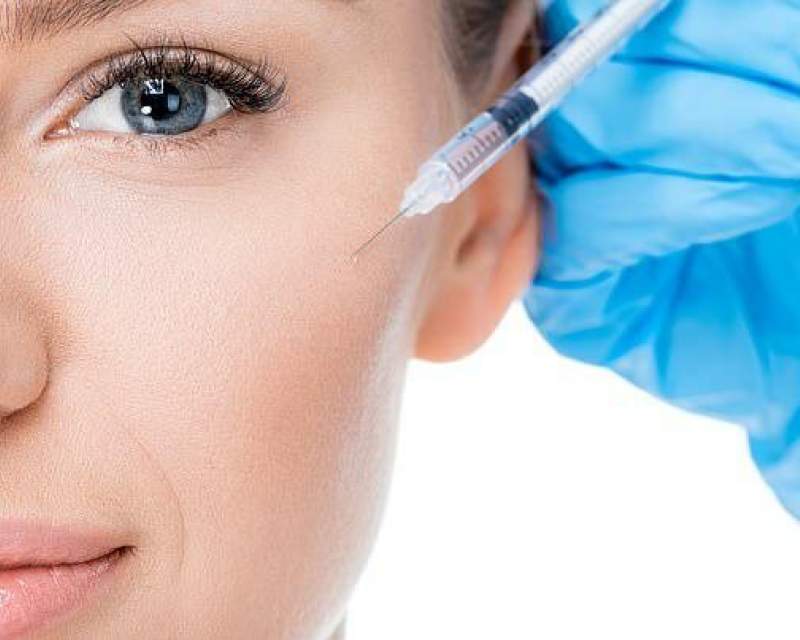 بروز چه علائمی بعد از بوتاکس یا تزریق ژل و فیلر خطرناک است؟