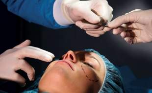 شارلاتانیسم در جراحی‌های زیبایی