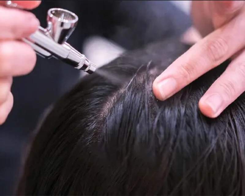 دخالت جدید آرایشگاه‌ها درباره مو؛ یک متخصص پوست و مو هشدار می‌دهد